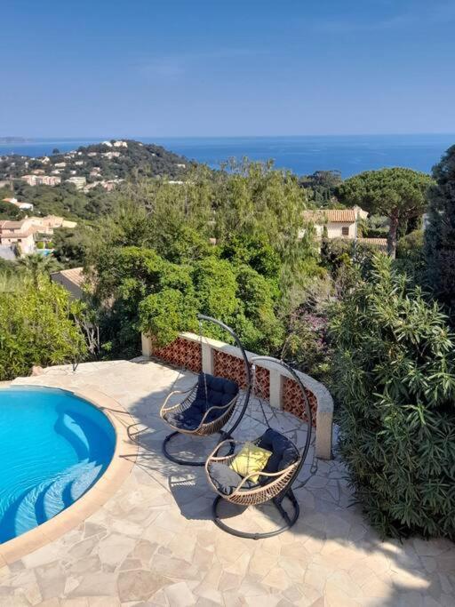 4-Star Private Villa With Heated Pool And Panoramic Sea View At Gulf De Saint Tropez Cavalaire-sur-Mer Eksteriør billede
