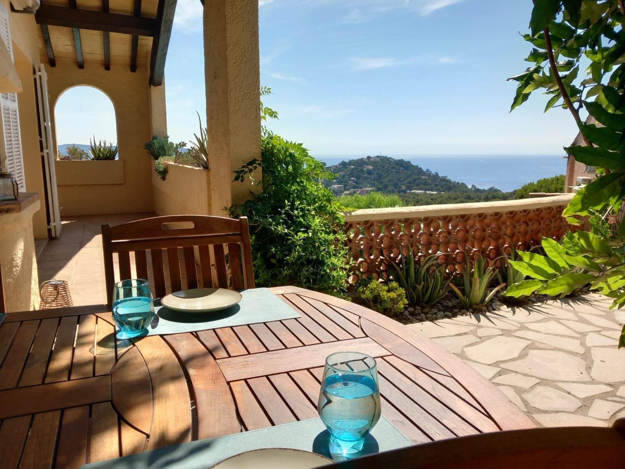 4-Star Private Villa With Heated Pool And Panoramic Sea View At Gulf De Saint Tropez Cavalaire-sur-Mer Eksteriør billede
